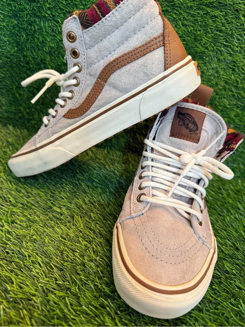 Vans Unisex SK-8 grey Suede Sk8-Hi MTE patterned knit collar Sneakers m5 w 6.5